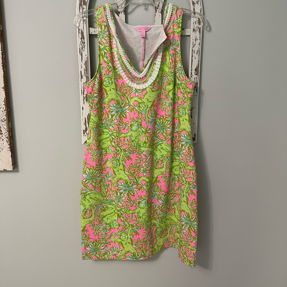 ECU Harper shift dress. Size medium.